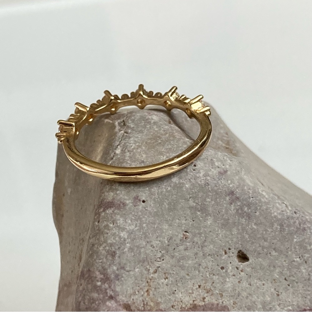 Dainty Pavé Ring - Picture 5 of 6